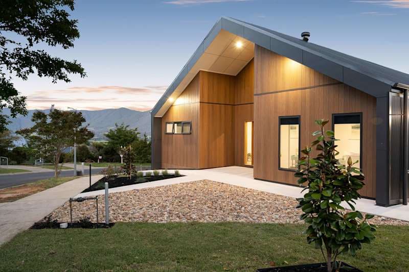 Fiddle View | Alfresco Dining with Mountain Views in Tawonga South, Victoria - Holiday rental photo 1