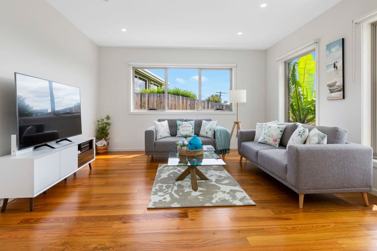 Beach House Retreat - Sea and Mountain Views in Dromana, Victoria - Holiday rental photo 1